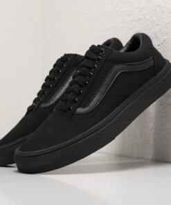 Vans Old Skool – Black Canvas Classic Skate Shoe